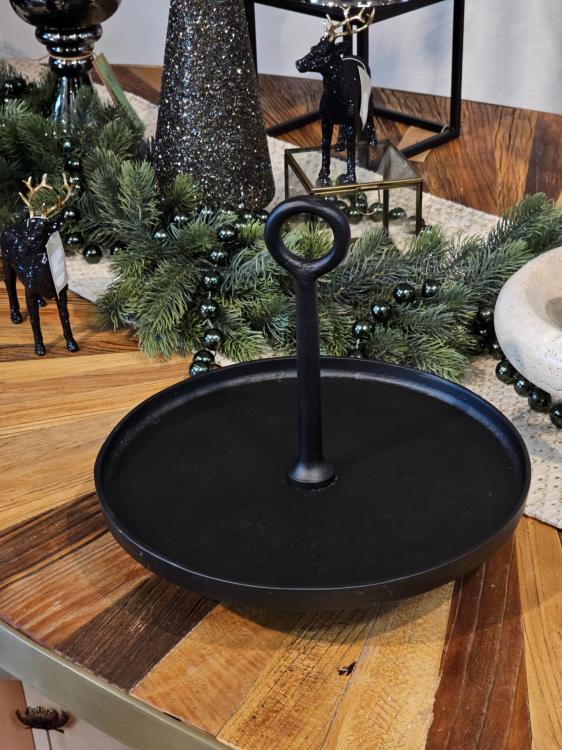 e7b5cc202516368cf6915627e5216825