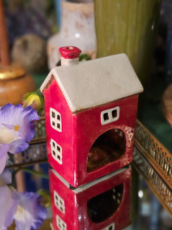 Domek ceramiczny czerwony na tealight (3).jpg