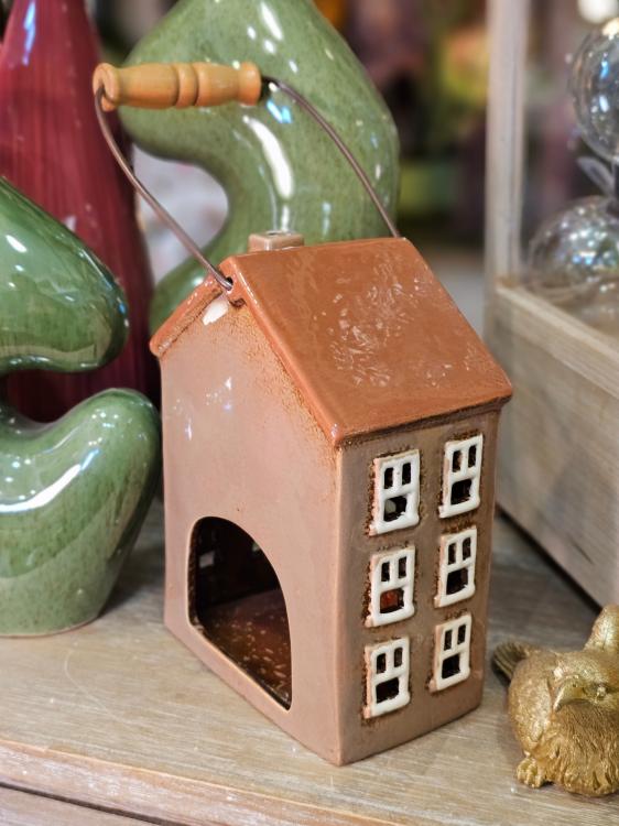 Domek ceramiczny z rączką brązowy Nyhavn (3).jpg