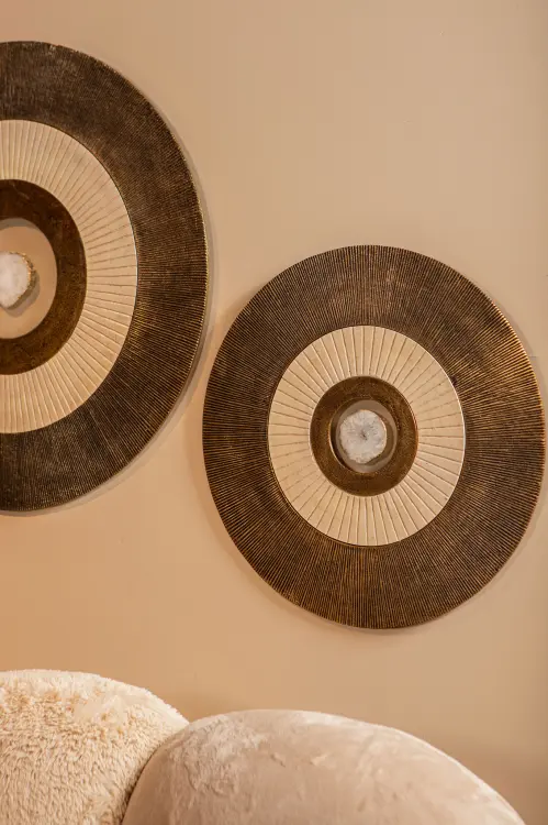 733143 733144-11.jpg